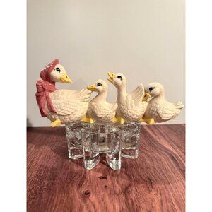 🦢 Vintage Ceramic Goose Family Figurine – Mama Goose with 3 Goslings